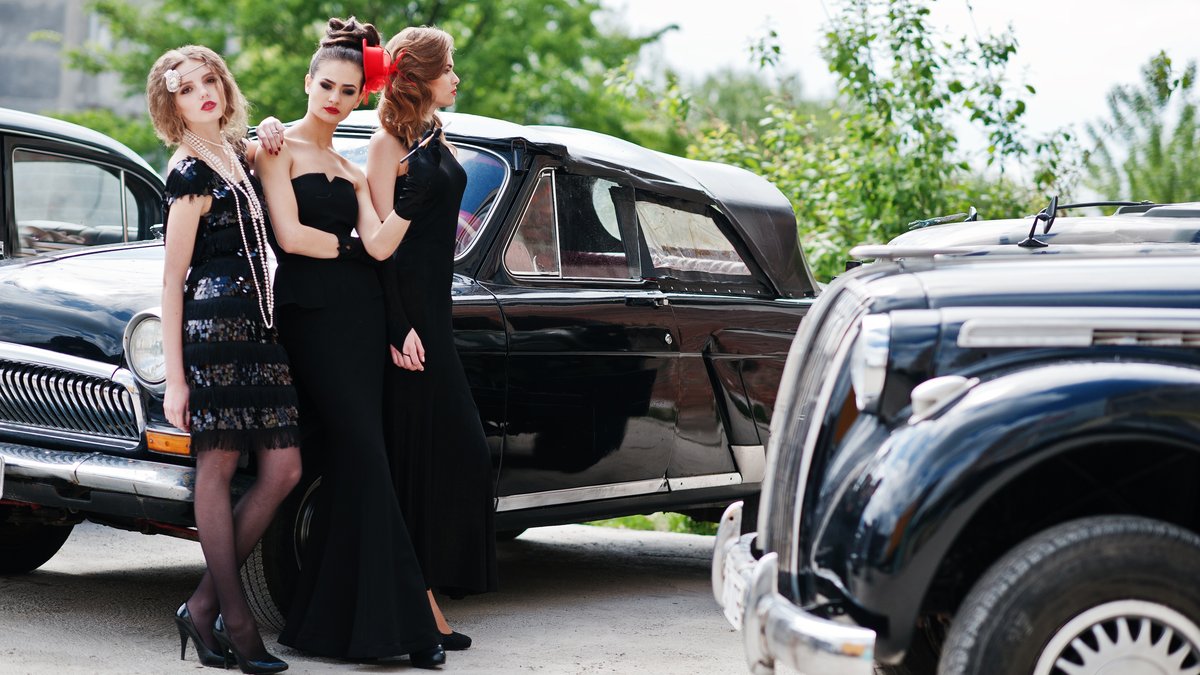 A Brief History of the Limousine: From Carriages to Today